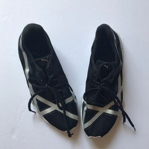 Puma silver & black size 8.5 worn once